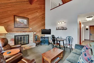 18575 SW Century Dr Dr, Bend, OR 97702 - Photo 3