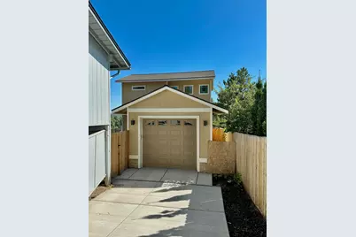 1409 NW Portland Avenue # 1 & 2, Bend, OR 97703 - Photo 11