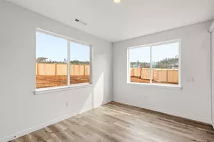 1159 Pumpkin Ridge Dr, Eagle Point, OR 97524 - Photo 13