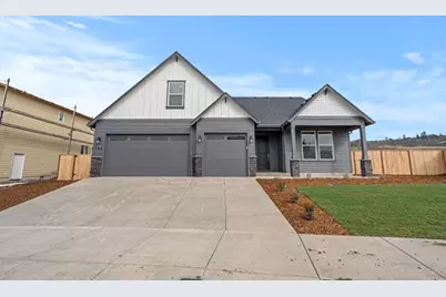 1159 Pumpkin Ridge Drive #323, Eagle Point, OR 97524 - Photo 3