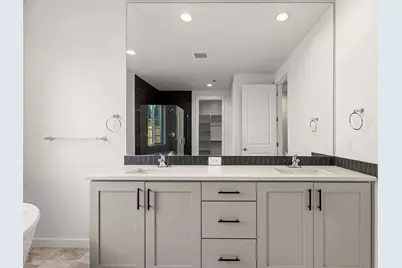 1159 Pumpkin Ridge Drive #323, Eagle Point, OR 97524 - Photo 19