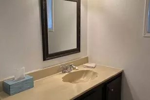 445 Ashwood Dr, Grants Pass, OR 97526 - Photo 15