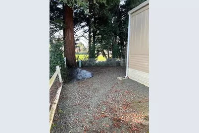 445 Ashwood Drive, Grants Pass, OR 97526 - Photo 19