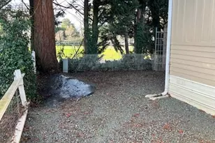 445 Ashwood Dr, Grants Pass, OR 97526 - Photo 19