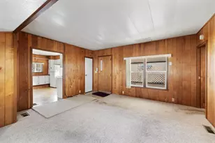 22071 Or-62, Shady Cove, OR 97539 - Photo 11