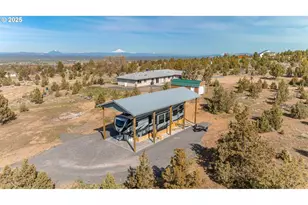13774 SW Sego Lily Rd, Powell Butte, OR 97753 - Photo 45