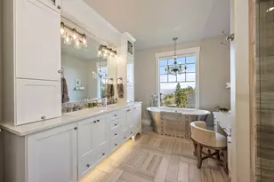 80 Placer Hill Dr, Jacksonville, OR 97530 - Photo 37