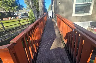 22071 Hwy 62, Shady Cove, OR 97539 - Photo 19