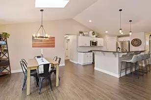 20017 Voltera Pl, Bend, OR 97702 - Photo 15