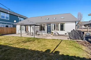 20017 Voltera Pl, Bend, OR 97702 - Photo 29