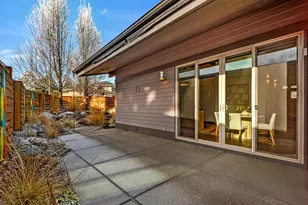 2091 NW Lemhi Pass Dr, Bend, OR 97703 - Photo 23