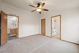 682 SE 10th St, Madras, OR 97741 - Photo 21