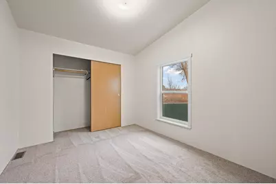 682 SE 10th Street, Madras, OR 97741 - Photo 25