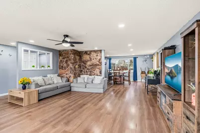 1960 Hutchins Circle, Medford, OR 97504 - Photo 9