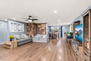 1960 Hutchins Cir, Medford, OR 97504 - Photo 9