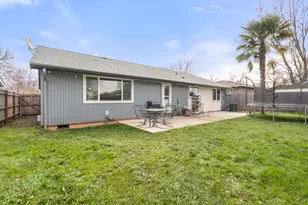 1960 Hutchins Cir, Medford, OR 97504 - Photo 19