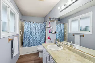 1960 Hutchins Cir, Medford, OR 97504 - Photo 27