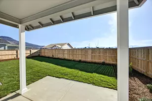 3758 Carlin Dr, Medford, OR 97504 - Photo 13