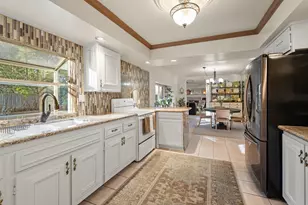 1282 Pleasant Creek Rd, Rogue River, OR 97537 - Photo 15