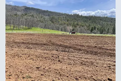 10250 Sterling Creek Road, Jacksonville, OR 97530 - Photo 7