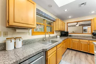 4235 Pleasant Creek Rd, Rogue River, OR 97537 - Photo 9