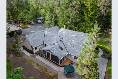 4235 Pleasant Creek Road, Rogue River, OR 97537 - Photo 3