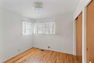 714 NE Riddle Dr, Grants Pass, OR 97526 - Photo 13