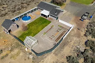 87722 Pinion Ln, Christmas Valley, OR 97641 - Photo 35