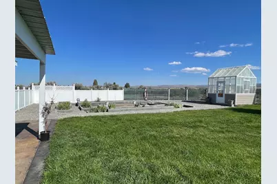 87722 Pinion Lane, Christmas Valley, OR 97641 - Photo 21