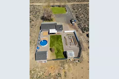 87722 Pinion Lane, Christmas Valley, OR 97641 - Photo 35