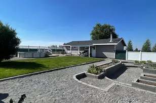 87722 Pinion Ln, Christmas Valley, OR 97641 - Photo 23