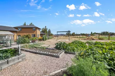 3885 NE Xenolith Street, Terrebonne, OR 97760 - Photo 39