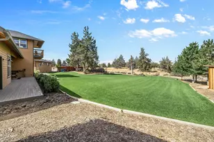 3885 NE Xenolith St, Terrebonne, OR 97760 - Photo 31