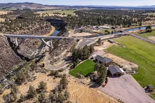 3885 NE Xenolith St, Terrebonne, OR 97760 - Photo 51