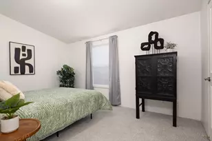 555 Freeman Rd, Central Point, OR 97502 - Photo 17