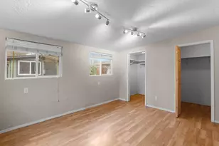 1594 Velia St, Medford, OR 97504 - Photo 25