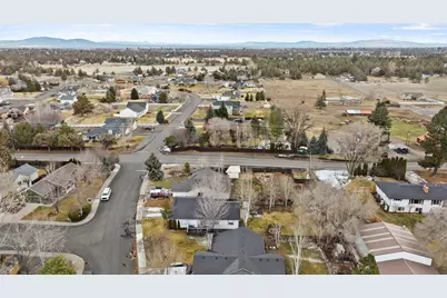 21387 Starling Drive, Bend, OR 97701 - Photo 37