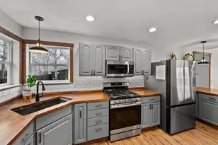 21387 Starling Dr, Bend, OR 97701 - Photo 15