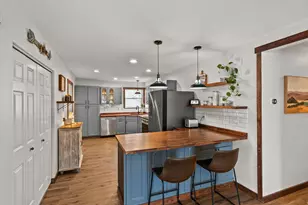 21387 Starling Dr, Bend, OR 97701 - Photo 11