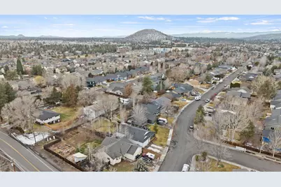 21387 Starling Drive, Bend, OR 97701 - Photo 35