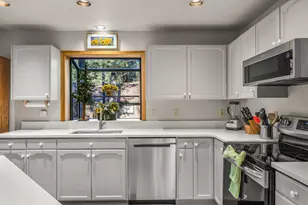 70627 Ponderosa, Black Butte Ranch, OR 97759 - Photo 15