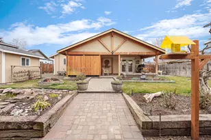 2649 NE Sugar Pine Rd, Prineville, OR 97754 - Photo 27