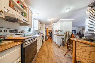 10376 Sterling Creek Rd, Jacksonville, OR 97530 - Photo 11