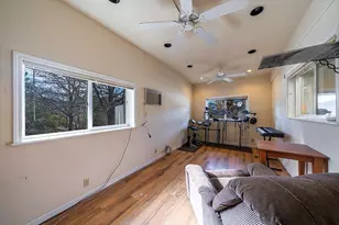 10376 Sterling Creek Rd, Jacksonville, OR 97530 - Photo 21