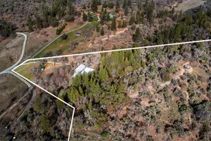 10376 Sterling Creek Rd, Jacksonville, OR 97530 - Photo 11