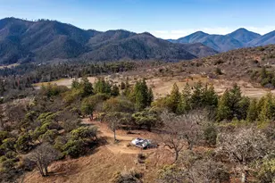 10376 Sterling Creek Rd, Jacksonville, OR 97530 - Photo 7