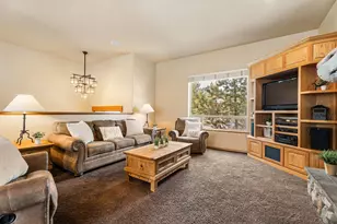 18125 Belknap Ln, Sunriver, OR 97707 - Photo 3