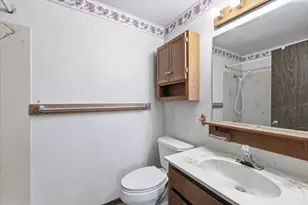 1965 Page St, Medford, OR 97504 - Photo 11