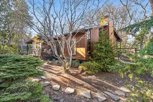 804 Acorn Cir, Ashland, OR 97520 - Photo 5