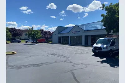 1085 Royal Court, Medford, OR 97504 - Photo 1